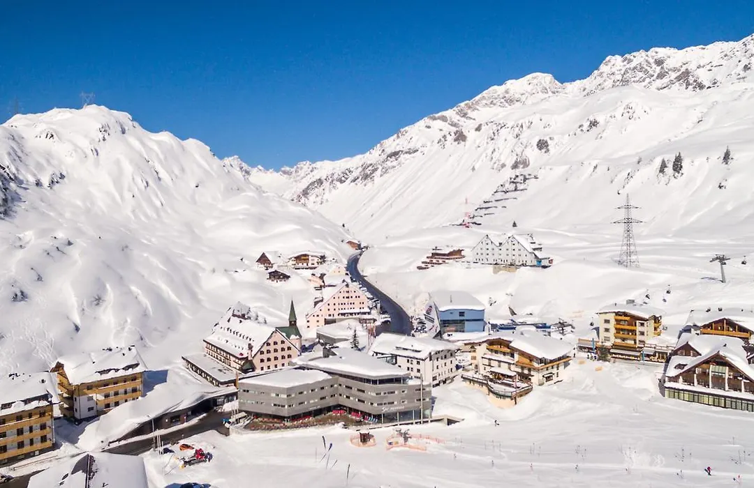Arlberg Hospiz Hotel-1